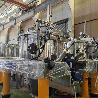 570mm Basket Centrifuge Machine 230kg Bottom Discharge Scraper