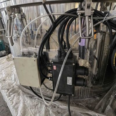 ISO9001 Plastic Lining Vertical Bottom Discharge Centrifuge For NH4 2SO4