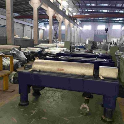 Olive Oil Small Decanter Centrifuges 350mm Horizontal Three Phase