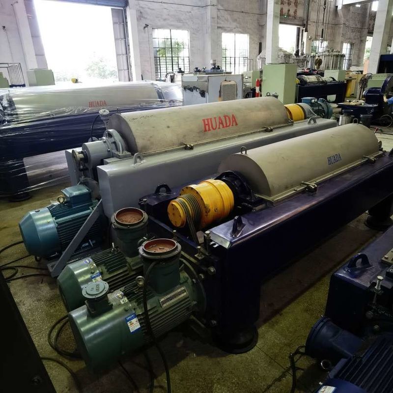 LW 2800-3200r/Min High-Performance Drilling Mud Industrial Centrifuge Scroll Discharge Separation Equipment